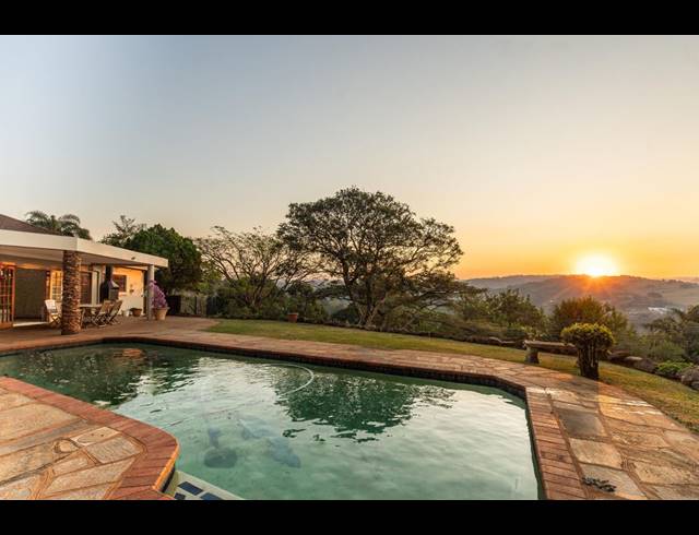 4 BEDROOM HOUSE FOR SALE IN KLOOF